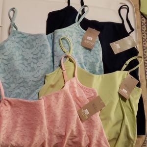 NWT 40C Vestiny Camisole W/ Underwire Bra LOT OF 4